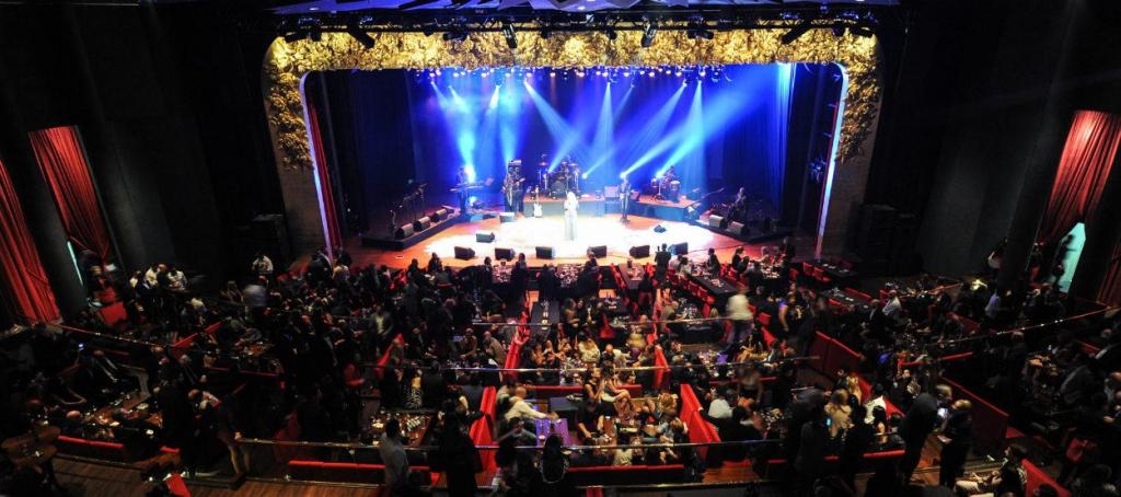 jumeirah-zabeel-saray-musichall-01-hero