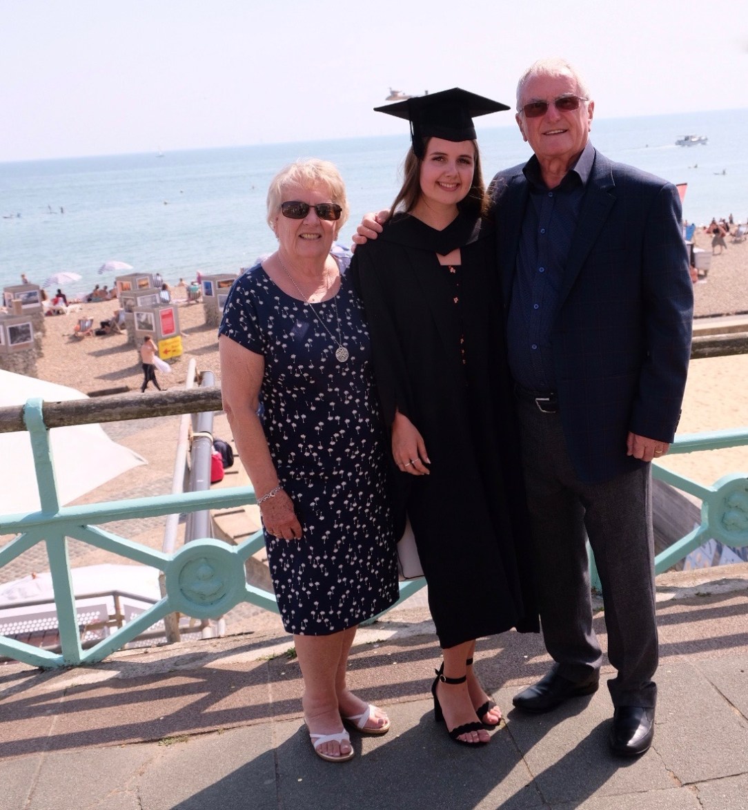 1AB474E4-BED8-485E-99B0-511FCD6DE84E-2469-000000F0D7FA1585