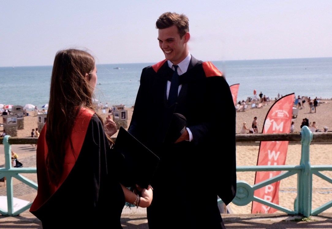 C9AB5511-1CF2-4356-BD7B-4117001E6B1F-2469-000000F291D962BE