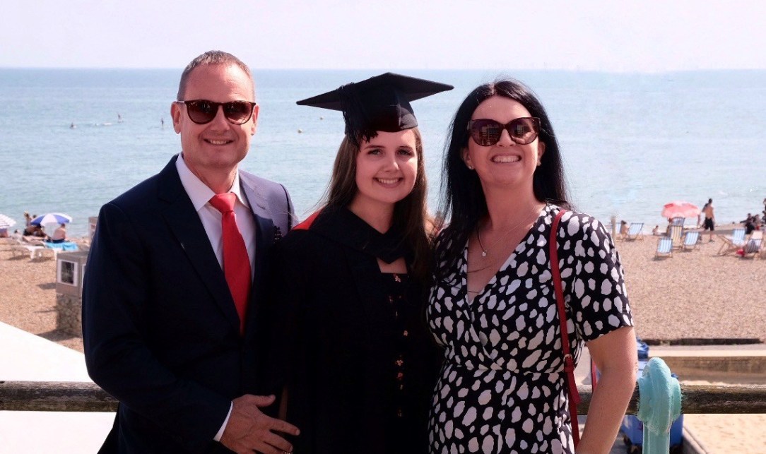 ABBD1C8E-682A-487B-94D2-EC1EAAB32E0E-2469-000000EFDC5E96AD